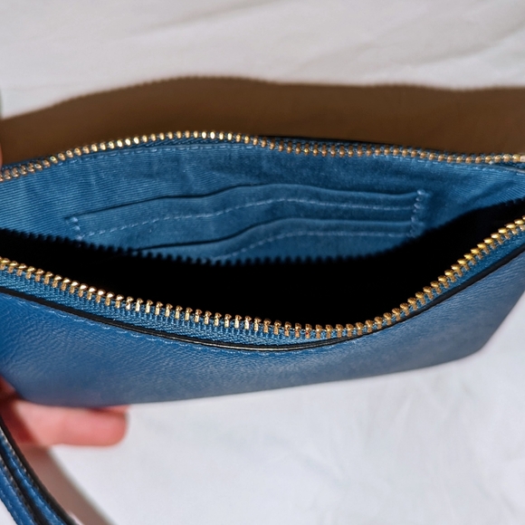 Coach corner zip wristlet, midnight blue - Picture 3 of 3